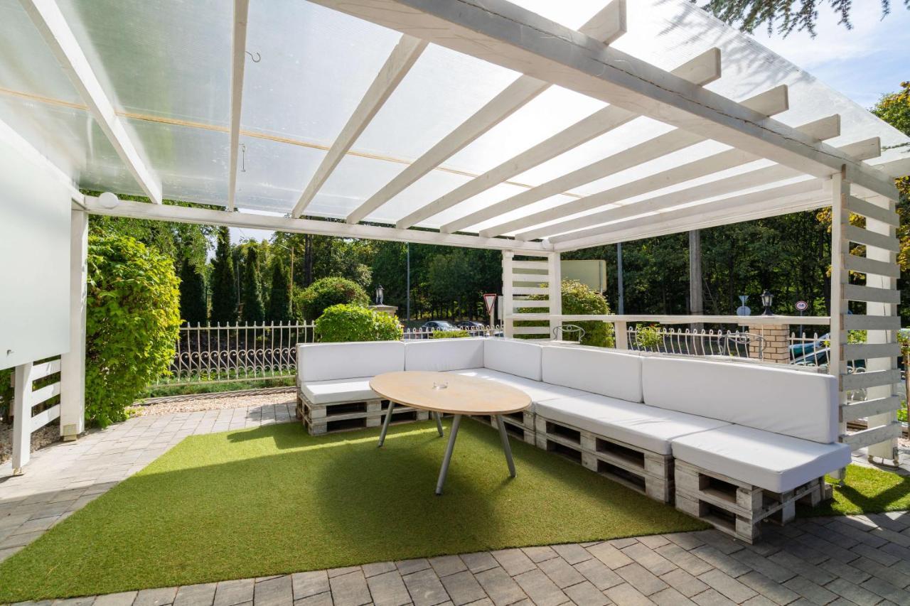 Villa Rose Garden Ньиредьхаза Экстерьер фото